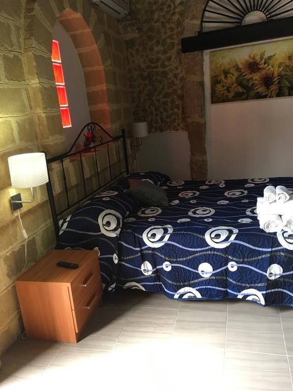Casale Del Golfo Guest House กัสเตลลัมมาเร เดล โกลโฟ ภายนอก รูปภาพ